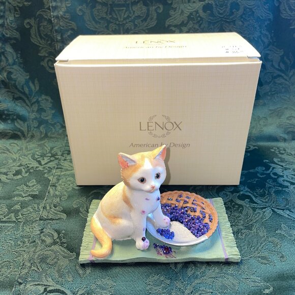 Like New Lenox American by Design "The Blueberry Pie Caper" Cat Figurine - Picture 8 of 9
